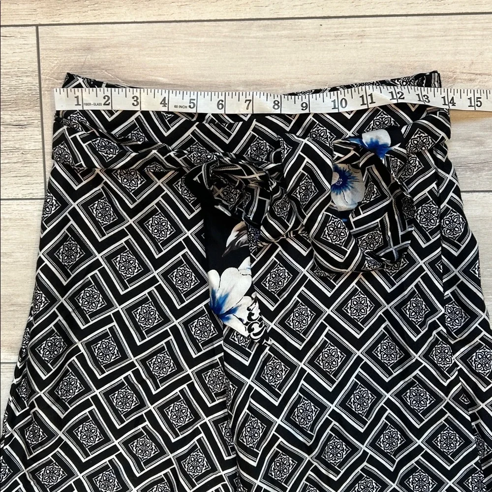 WHBM wide leg polyester pants size 00 blue black